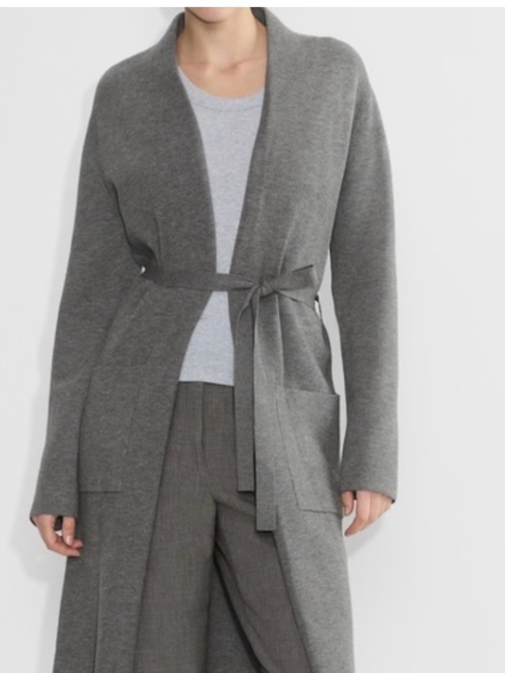 Aritzia Babaton Ty Cardigan